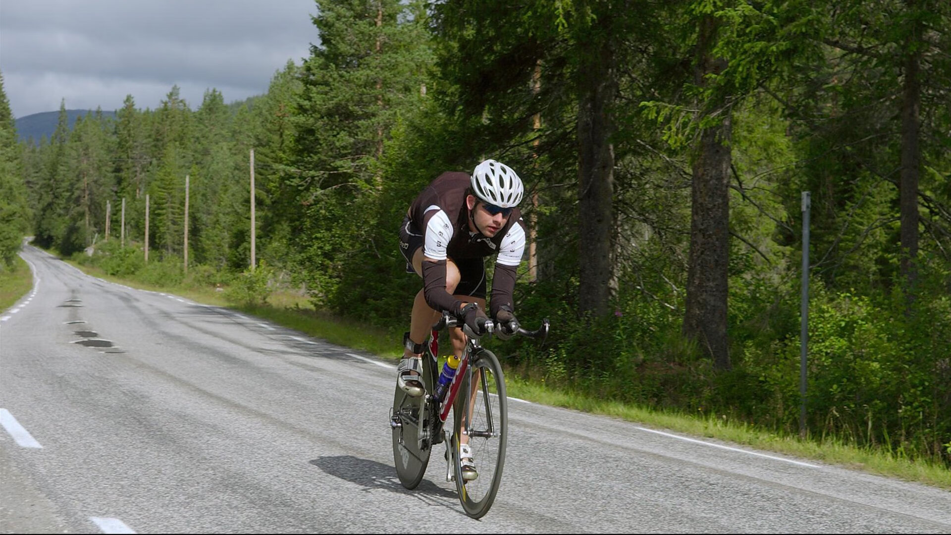 欧冠淘汰赛将上演强强对话，球迷热血沸腾，欧冠淘汰赛是几回合